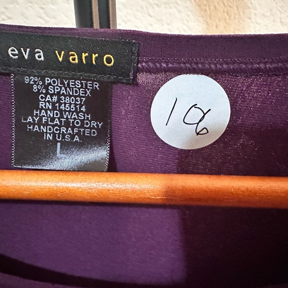 Eva Varro - Picture 3 of 3